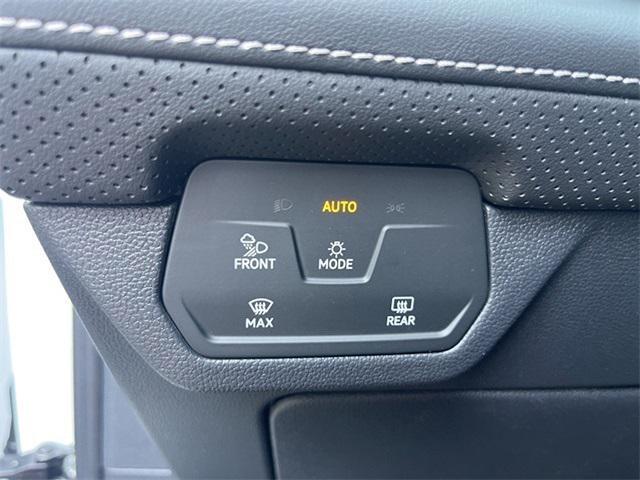 new 2025 Volkswagen Atlas car, priced at $42,509