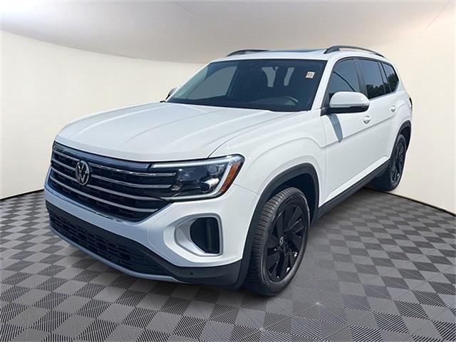 new 2025 Volkswagen Atlas car, priced at $42,509