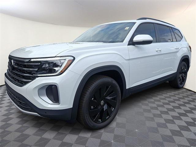 new 2025 Volkswagen Atlas car, priced at $42,355