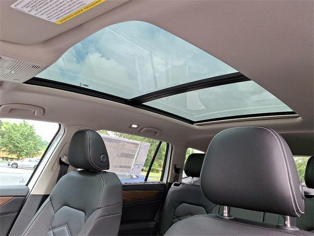 new 2025 Volkswagen Atlas car, priced at $42,355