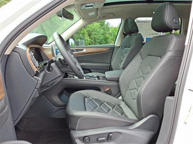 new 2025 Volkswagen Atlas car, priced at $42,355