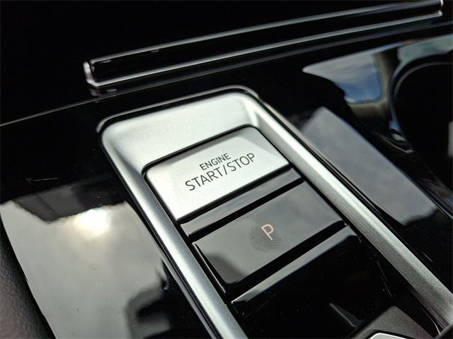 new 2025 Volkswagen Atlas car, priced at $42,355