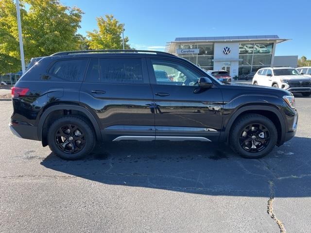 new 2025 Volkswagen Atlas car, priced at $46,111