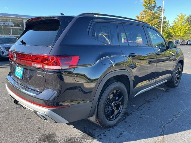 new 2025 Volkswagen Atlas car, priced at $50,111