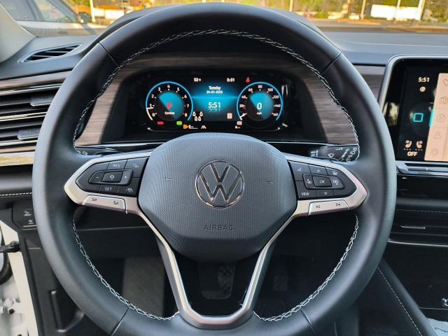 new 2025 Volkswagen Atlas car, priced at $47,111