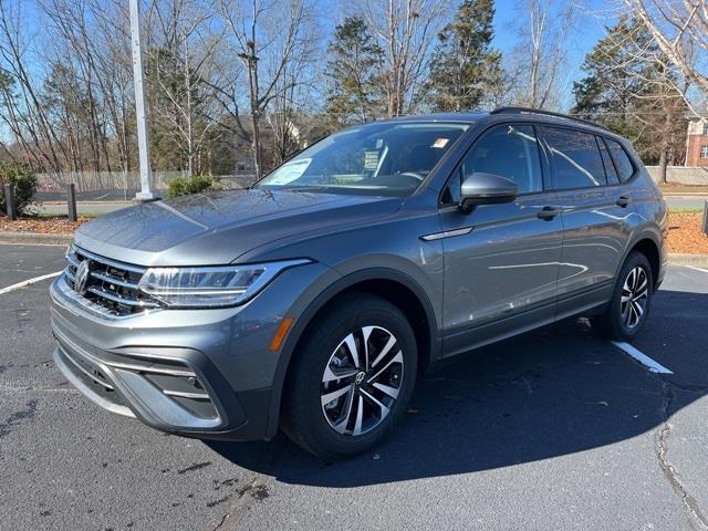 new 2024 Volkswagen Tiguan car, priced at $26,293