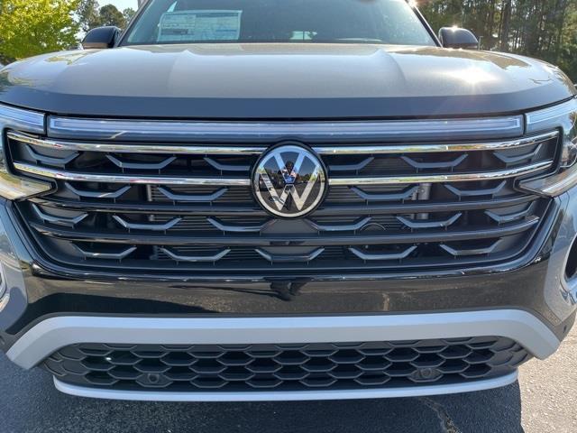 new 2025 Volkswagen Atlas car, priced at $45,930