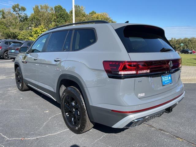 new 2025 Volkswagen Atlas car, priced at $49,930