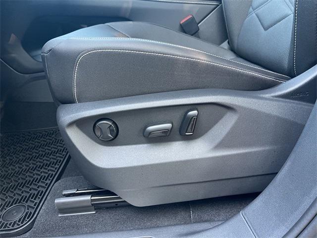 new 2025 Volkswagen Atlas car, priced at $39,966