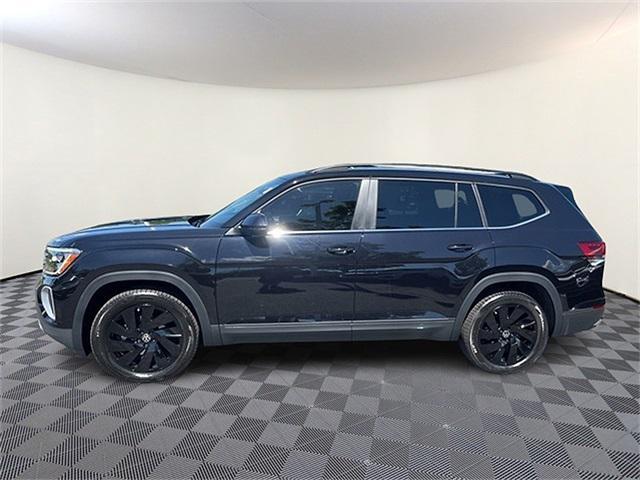 new 2025 Volkswagen Atlas car, priced at $42,680