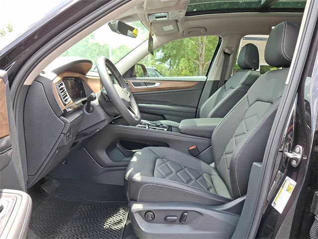 new 2025 Volkswagen Atlas car, priced at $43,087