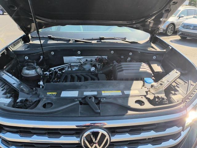 used 2021 Volkswagen Atlas car, priced at $24,499