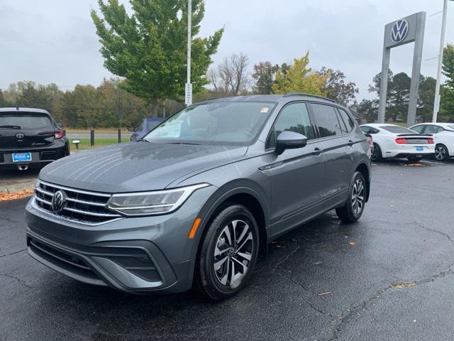 new 2024 Volkswagen Tiguan car, priced at $26,465