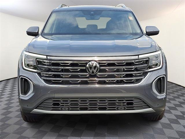 new 2025 Volkswagen Atlas car, priced at $45,445