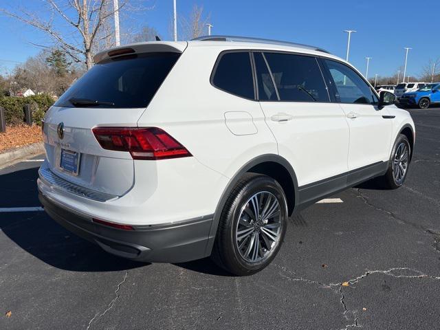 new 2024 Volkswagen Tiguan car, priced at $30,685