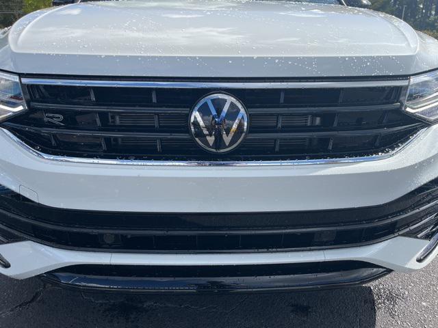 new 2024 Volkswagen Tiguan car, priced at $32,600