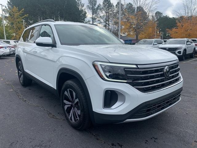 new 2025 Volkswagen Atlas car, priced at $37,998