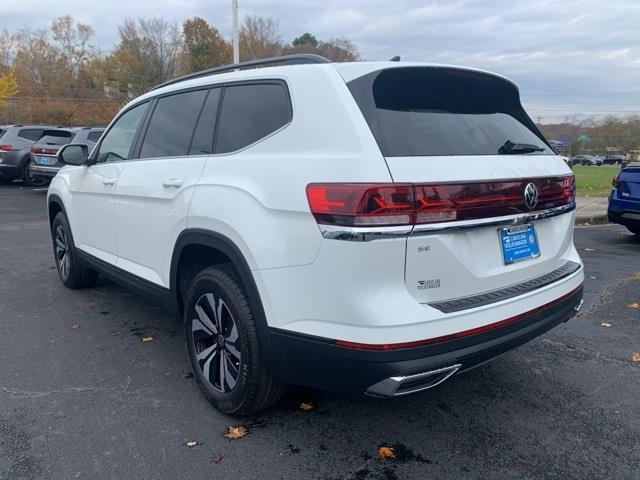 new 2025 Volkswagen Atlas car, priced at $37,998