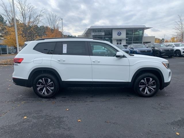 new 2025 Volkswagen Atlas car, priced at $37,998