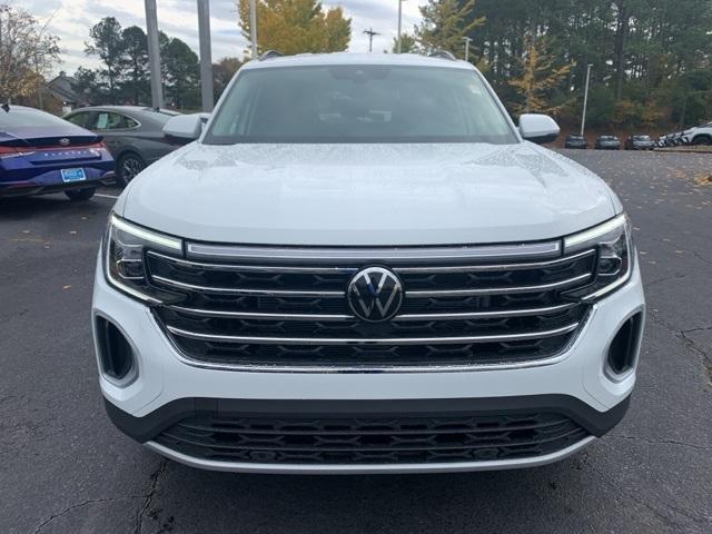 new 2025 Volkswagen Atlas car, priced at $37,998