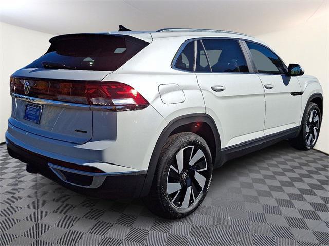 new 2026 Volkswagen Atlas Cross Sport car, priced at $50,238