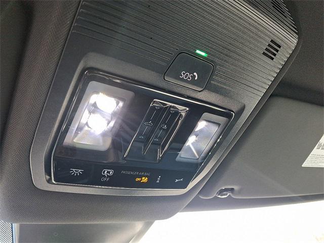 new 2026 Volkswagen Atlas Cross Sport car, priced at $50,238