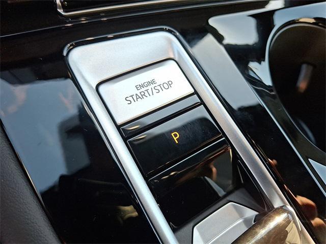 new 2026 Volkswagen Atlas Cross Sport car, priced at $50,238