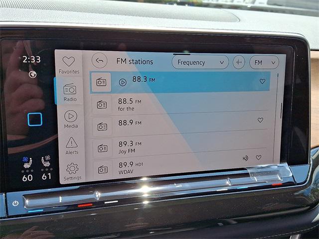 new 2025 Volkswagen Atlas car, priced at $42,382