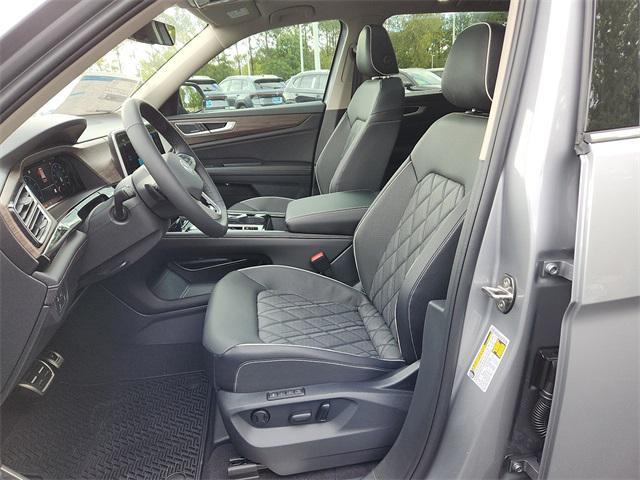 new 2026 Volkswagen Atlas car, priced at $55,162