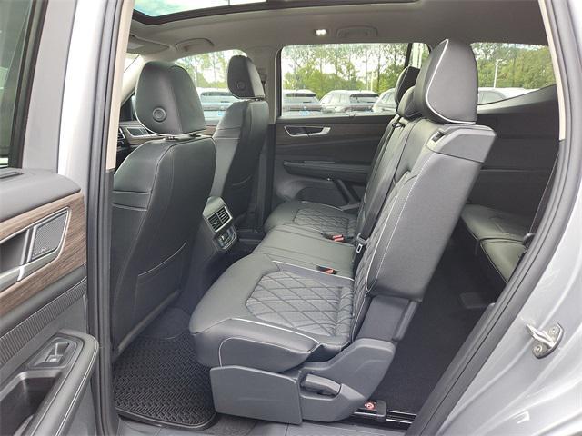 new 2026 Volkswagen Atlas car, priced at $55,162