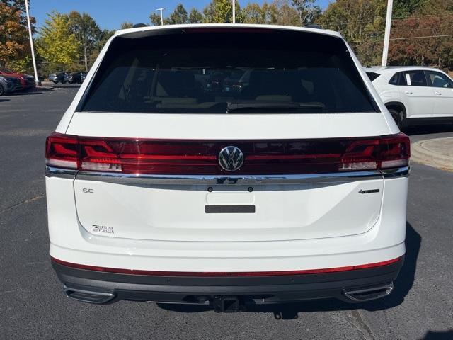 new 2025 Volkswagen Atlas car, priced at $46,552