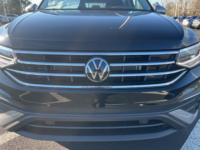 new 2024 Volkswagen Tiguan car, priced at $29,385