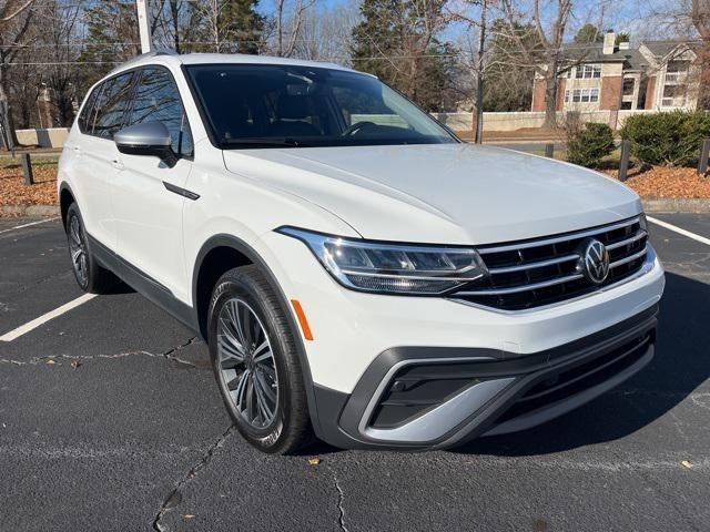 new 2024 Volkswagen Tiguan car, priced at $30,685