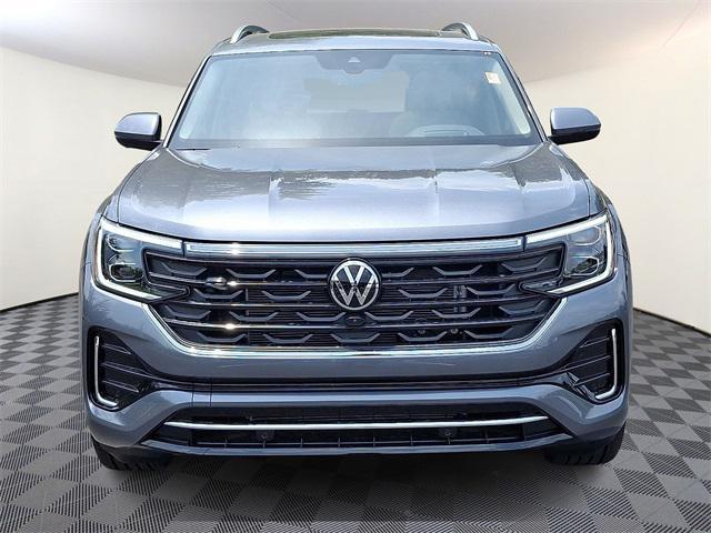 new 2025 Volkswagen Atlas car, priced at $51,641