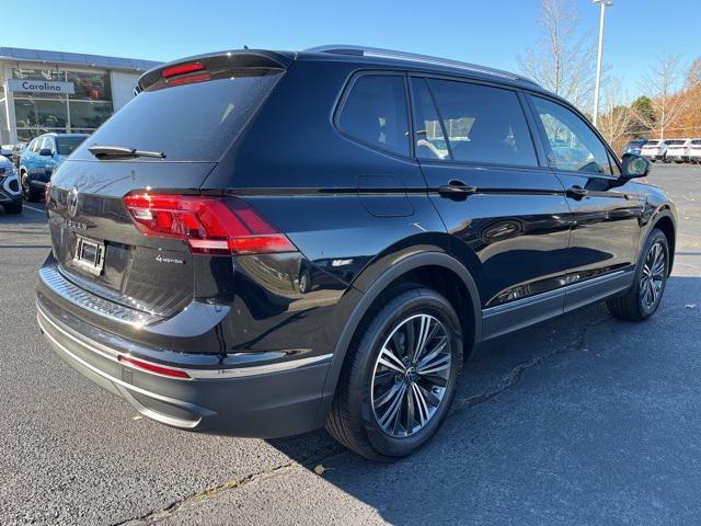 new 2024 Volkswagen Tiguan car, priced at $30,800