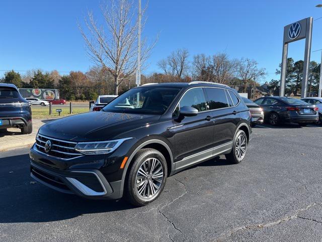 new 2024 Volkswagen Tiguan car, priced at $30,800