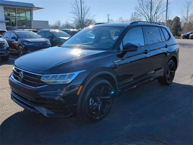 new 2024 Volkswagen Tiguan car, priced at $37,504