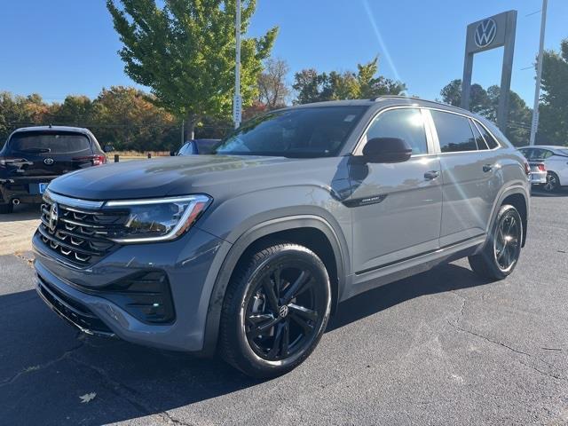 new 2025 Volkswagen Atlas Cross Sport car, priced at $50,925