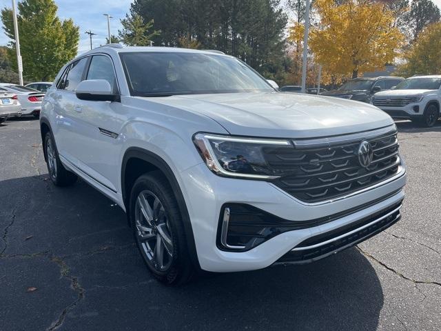 new 2024 Volkswagen Atlas Cross Sport car, priced at $46,496