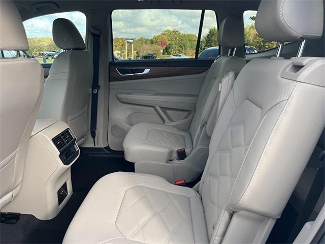 new 2025 Volkswagen Atlas car, priced at $45,934