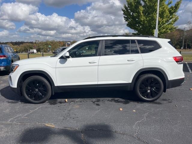 new 2025 Volkswagen Atlas car, priced at $46,320