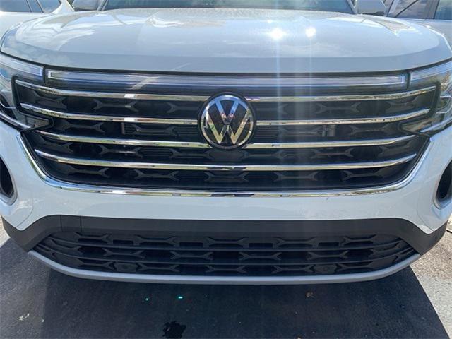 new 2025 Volkswagen Atlas car, priced at $45,934
