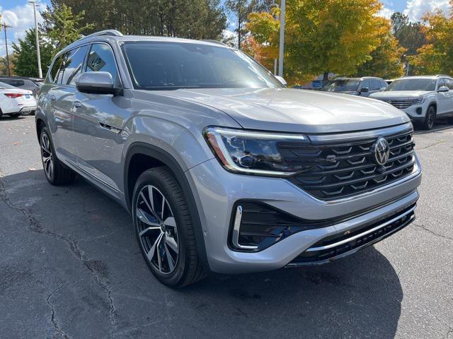 new 2025 Volkswagen Atlas car, priced at $56,661