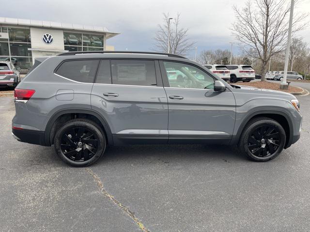 new 2025 Volkswagen Atlas car, priced at $42,823