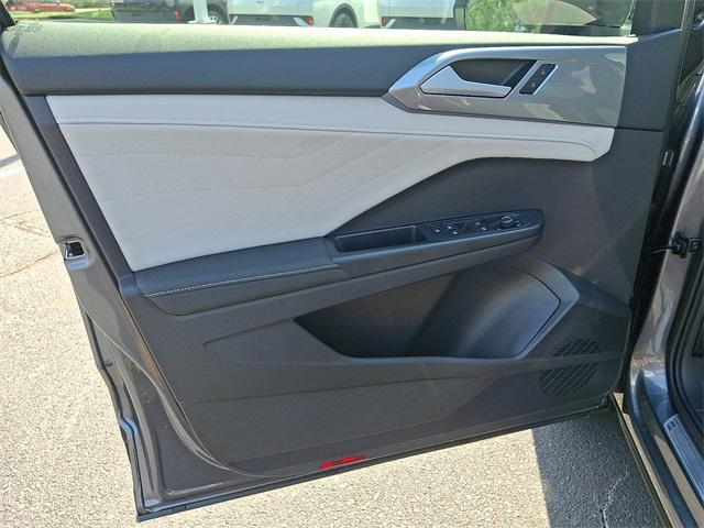 new 2025 Volkswagen Taos car, priced at $33,510