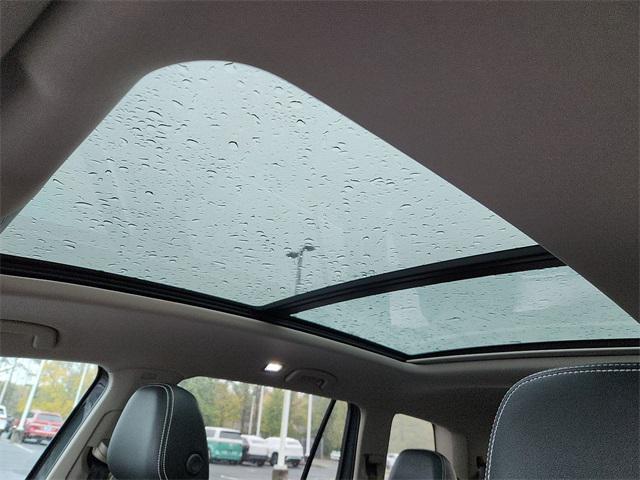 used 2025 Volkswagen Atlas car, priced at $39,798