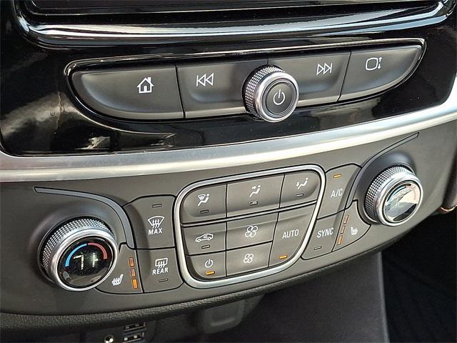 used 2020 Chevrolet Traverse car, priced at $22,378