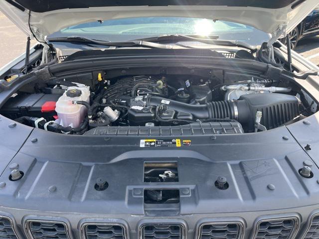 used 2023 Jeep Grand Cherokee L car, priced at $28,788