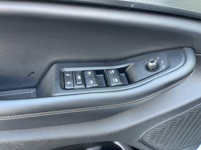 used 2023 Jeep Grand Cherokee L car, priced at $28,788