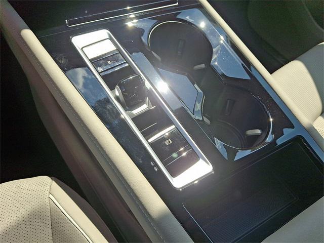 new 2025 Volkswagen Atlas car, priced at $51,785